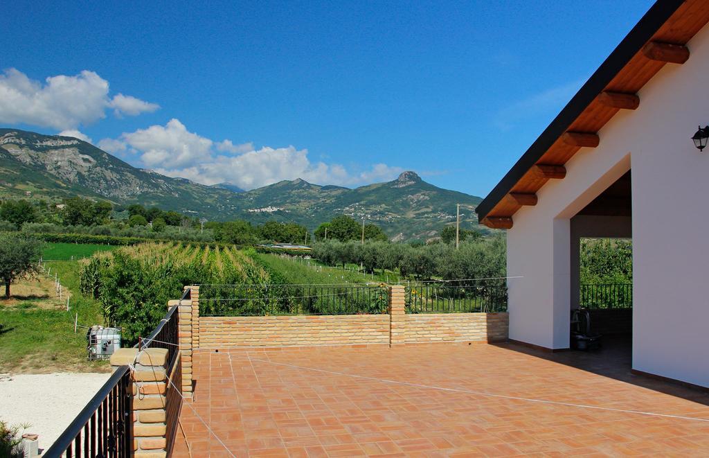 Вилла Masseria Spadone Civitella Casanova Экстерьер фото