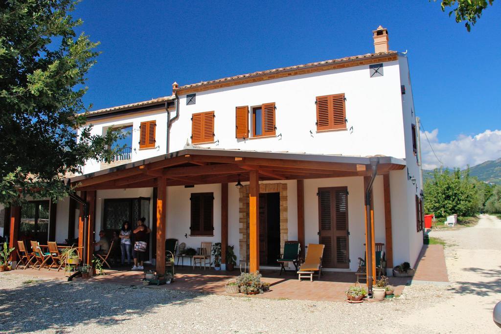 Вилла Masseria Spadone Civitella Casanova Экстерьер фото
